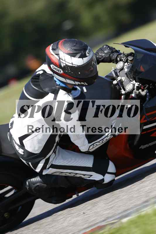 /43 08.08.2025 Discover the Bike ADR/Race 3 rot/508